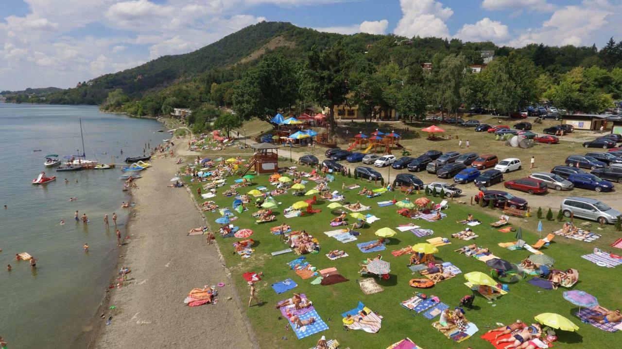Penzion Anima Hotel คาลูชา ภายนอก รูปภาพ